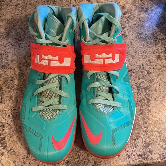 Nike iD Lebron Soldier 10s - Picture 2 of 7